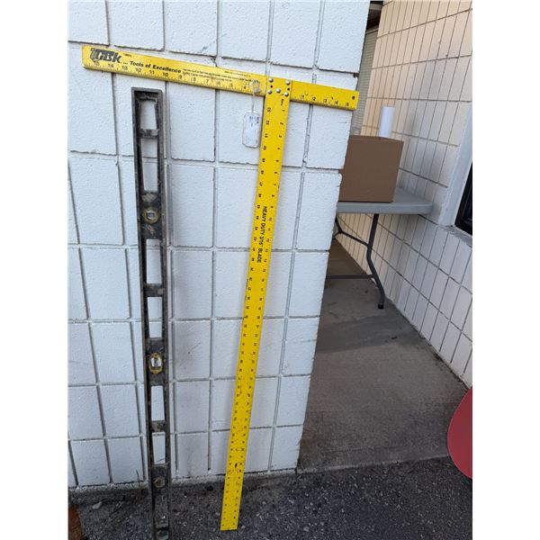 T square level