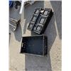 Image 1 : Folding crates