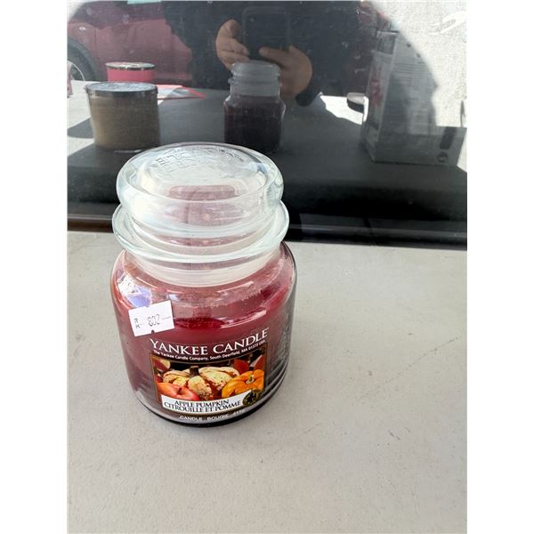 New apple pumpkin candle