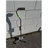 Image 1 : Adjustable cane