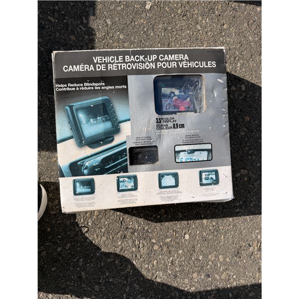 Vehicle back up camera