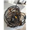 Image 1 : Assorted chords and power bars