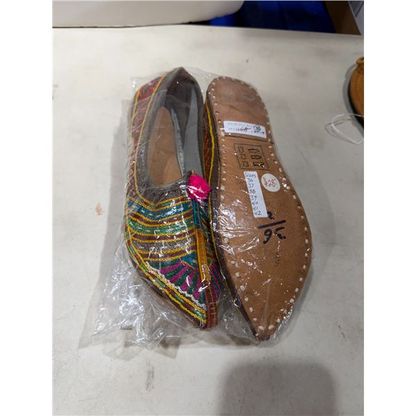 New shoes, size 37