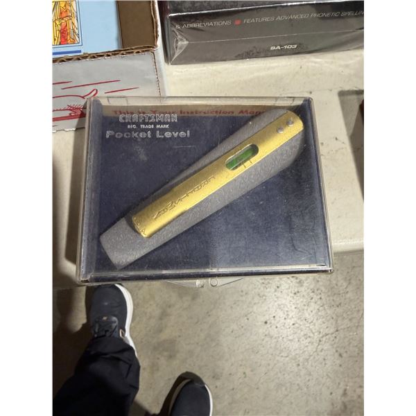 Craftsman pocket level