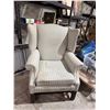 Image 1 : Wingback chair
