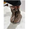 Image 1 : Boots size 8
