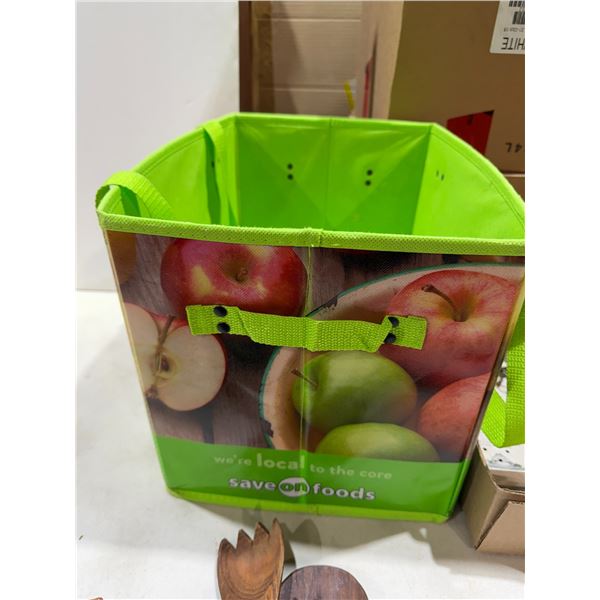 Reusable bin