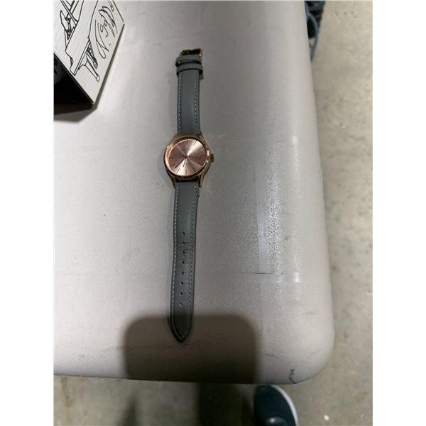 MONROE watch