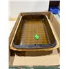 Image 1 : Baking dish with wicker basket hold