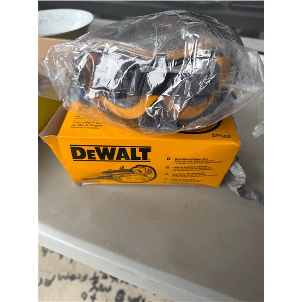 DeWalt goggles
