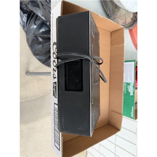 Head rush Bluetooth clock radio