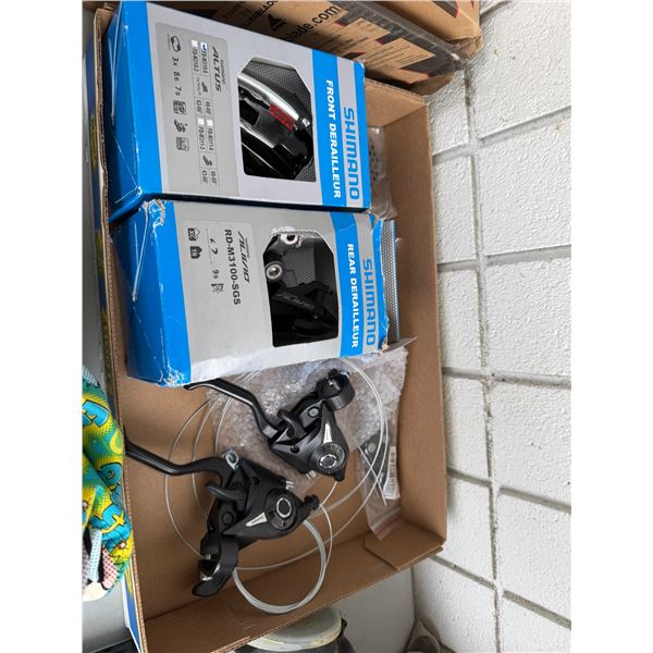 Shimano and other bike parts blade Runner size 10 rollerblades