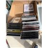 Image 1 : CDs Alan Jackson, Eric Clapton, Blue, rodeo Randy Travis