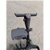Image 2 : Golf caddy no battery