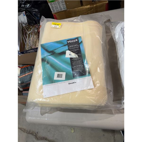 VELLUX blanket double