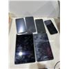 Image 2 : Tablets and phones untested