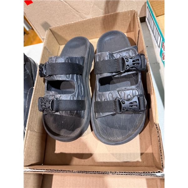 MERRELL size 8