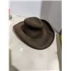 Image 1 : Hat