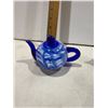 Image 1 : Glass teapot