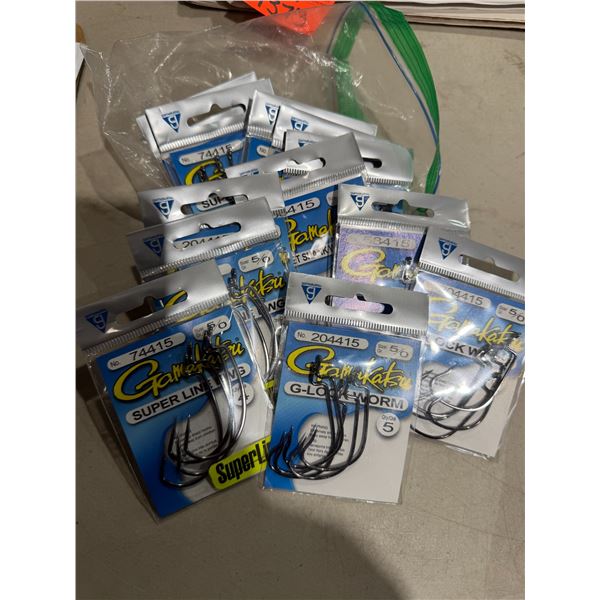 G – Lock – worm hooks
