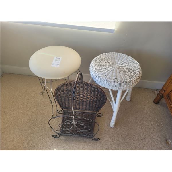 Pair of stools etc Cat B