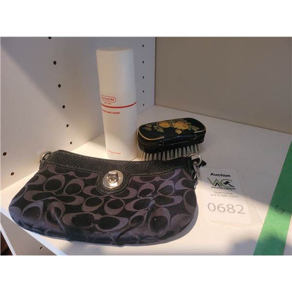 Coach purse plus Cat A