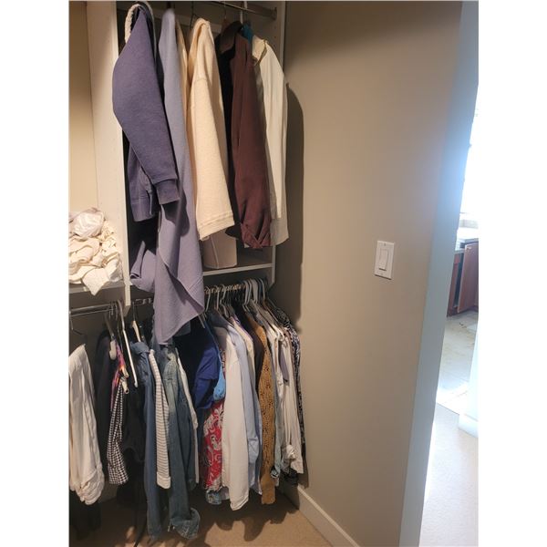 Clothing lot Size Small to Med Cat A