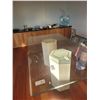 Image 5 : Glass dining table. Cat C