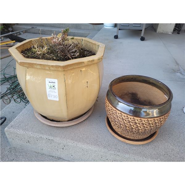 Ceramic planters Cat B