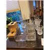 Image 1 : Glass vase/container lot. Cat A