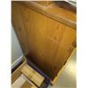 Image 9 : Pine Hutch C