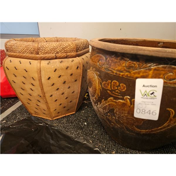 Garden Pots B