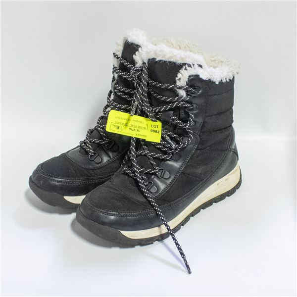 COUGAR WOMENS BLACK BOOTS SIZE 7