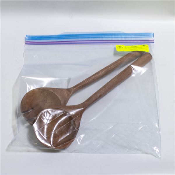 NEW 2PK WOODEN SPOONS