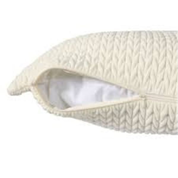 NEW 2PK HOME RETREAT QUILTED VELVET CUSHION COVER