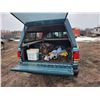 Image 6 : 1994 Mazda Ranger Truck, 4L engine, showing 253,424 km, 31X10.50 R15 LT rubber, new cylinder heads,