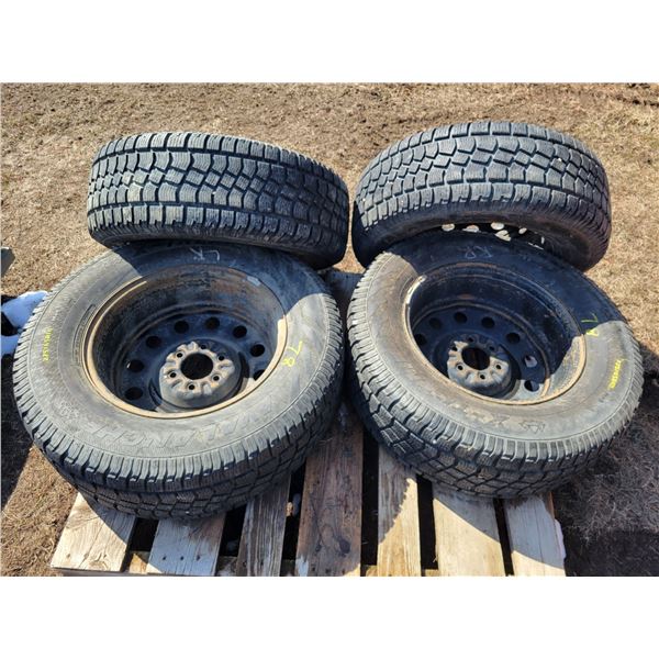 4- Extreme 275/65R18s, 6-hole Ford rims, V.G.