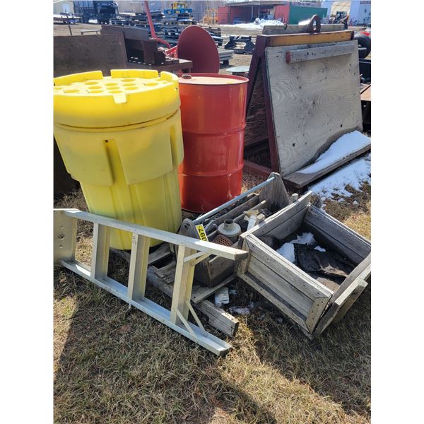 Wooden tool box c/w misc., 4 ft. alum. Ladder, yellow barrel c/w parachute, red 45-gal barrel