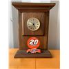 Image 1 : Quartz Nascar wall hanging clock