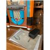 Image 3 : CROSLEY mini jukebox, Model: CR27