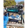 Image 2 : Logan Engine Lathe, 11 x 24 inch c/w gears, chuck wrench, live center in tail
