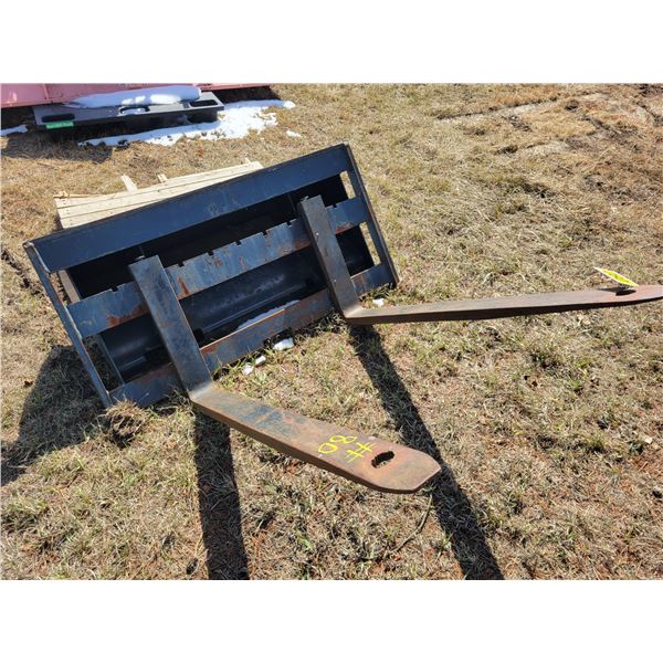 Heavy duty Bobcat forks, 48 inch