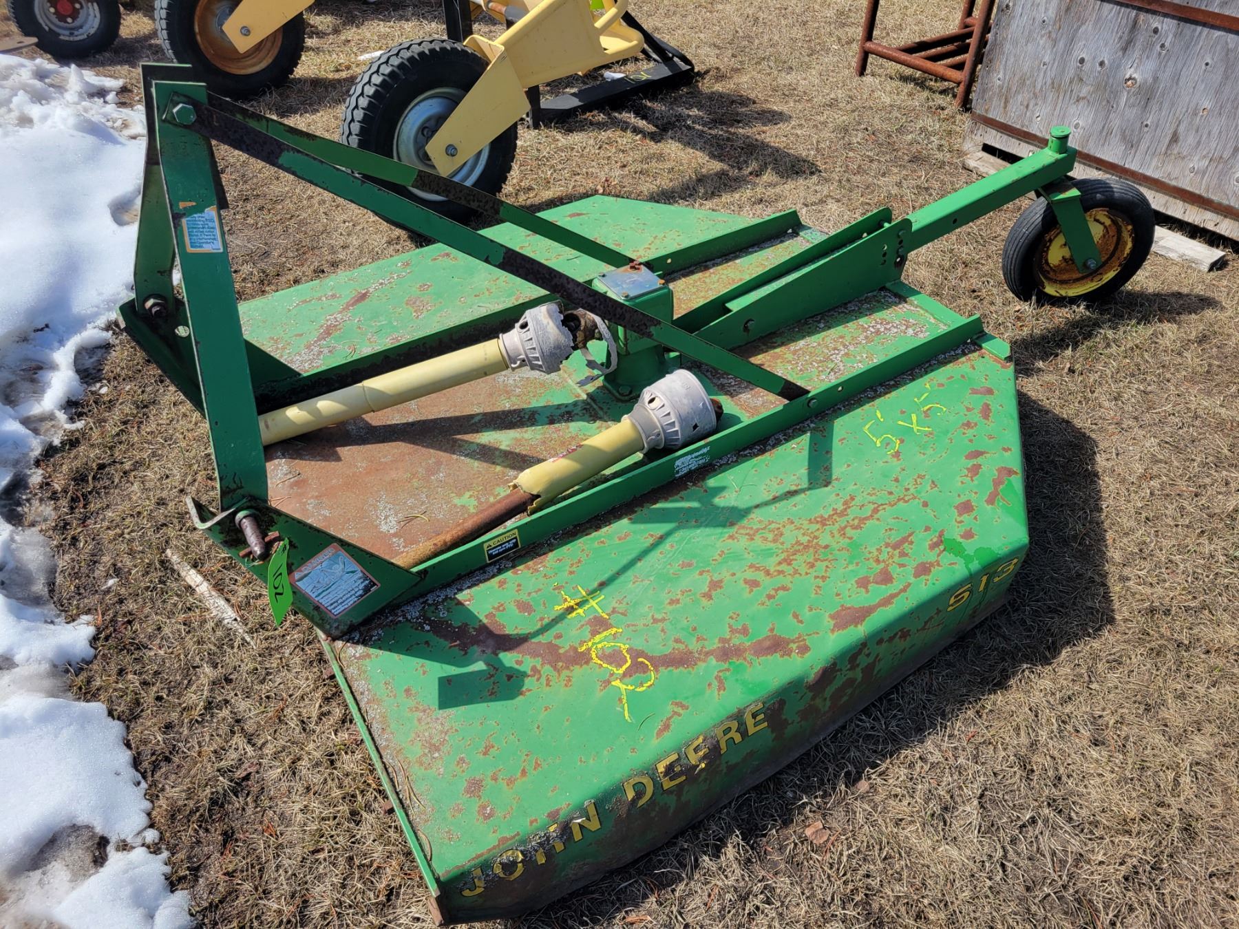 JD 513, 3 pt hitch, 62 inch rough cut mower