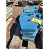 Image 3 : (So much each x 8) 8- Smaller Ford weights