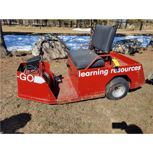 Cushman battery operated 3-wheel scooter, was running when parked, will probably needs new batteries