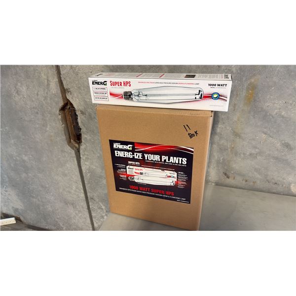 11 BOXES OF LIGHTENERG HORTICULTURAL PRODUCTS MDL:LE1000SHPS_ET25 GROW LIGHT BULBS 12PCS/CARTON