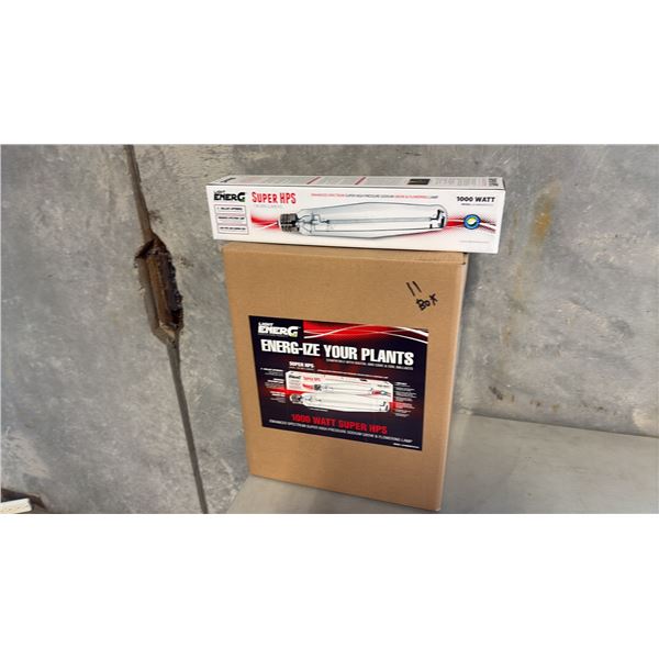 11 BOXES OF LIGHTENERG HORTICULTURAL PRODUCTS MDL:LE1000SHPS_ET25 GROW LIGHT BULBS 12PCS/CARTON