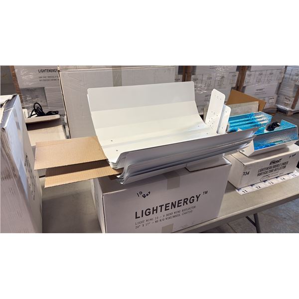 10 BOXES OF LIGHTENERGY LIGHT WING 10-9 BEND WING REFLECTOR 20"X17" W/O WIRE (344714)