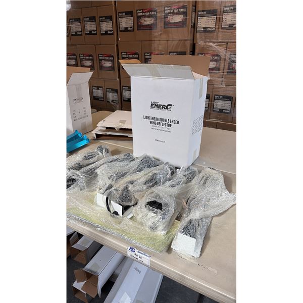 10 BOXES OF LIGHTENERG DOUBLE ENDED WING REFLECTOR (344825) APPROX 17 PACKS