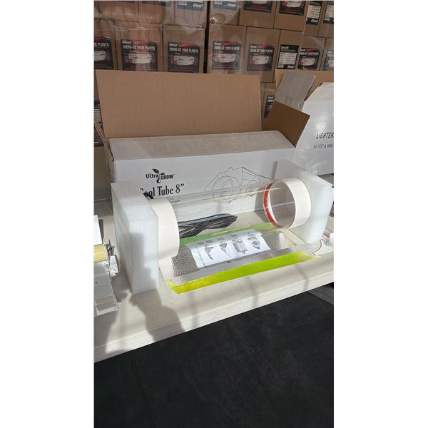 PALLET OF LIGHT TUBE 1 UNIVERSAL-8" GLASS TUBE (344762) APPROX 32 BOXES